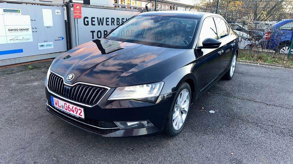 Skoda Superb 224.000 km 13.500 &euro; Winsen/Luhe 21423
