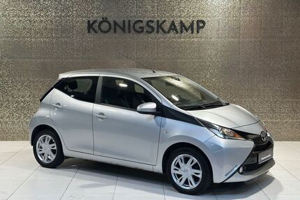 Toyota Aygo (X) 111.840 km 6.490 &euro; Jülich 52428