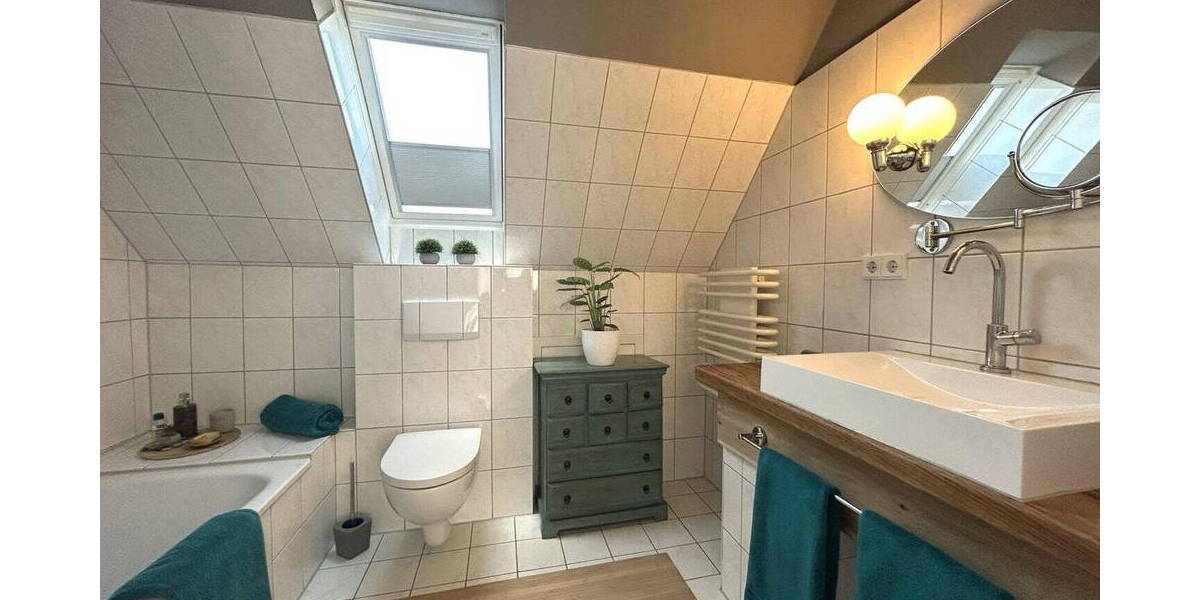 Reihenmittelhaus Ahrensburg - 3 Zimmer, 129 m&sup2;, 635.000&euro; | Angebot:25969940