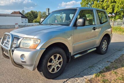 Mitsubishi Pajero 254.639 km 4.900 &euro; Kösching 85092