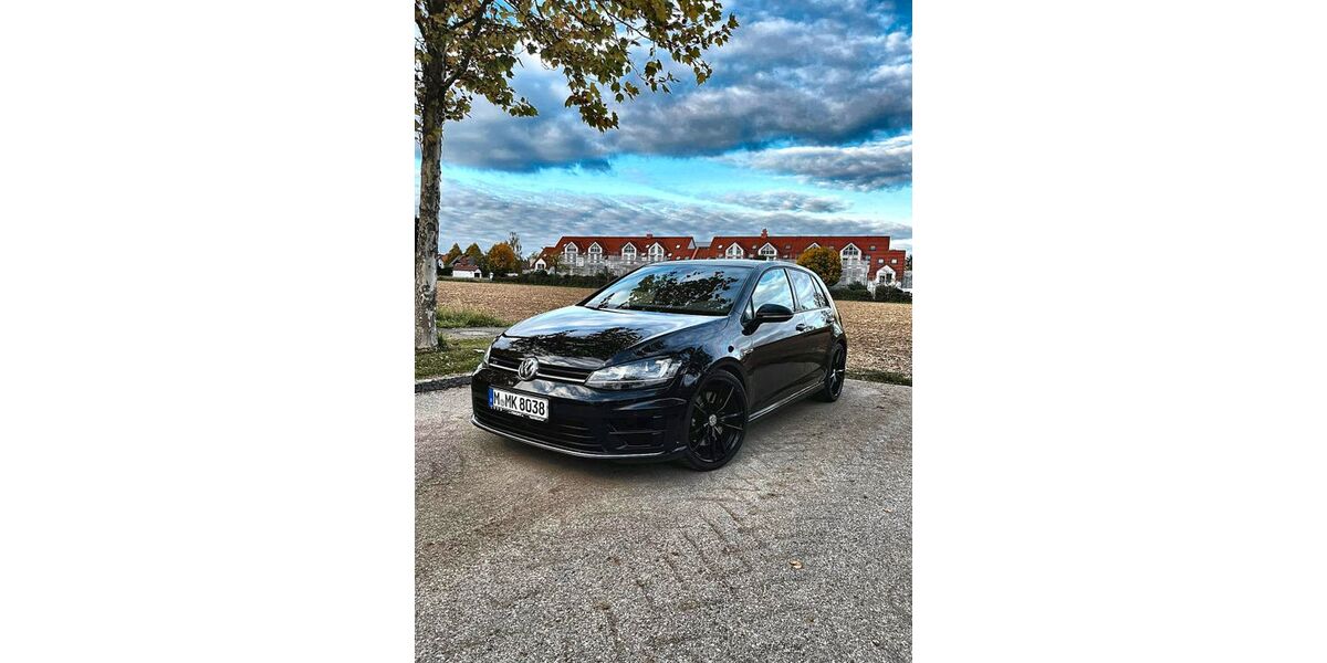 VW Golf 90.000 km 25.350 &euro; München 81477