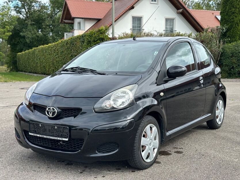 Toyota Aygo (X) 192.000 km 1.990 € Türkheim 86842