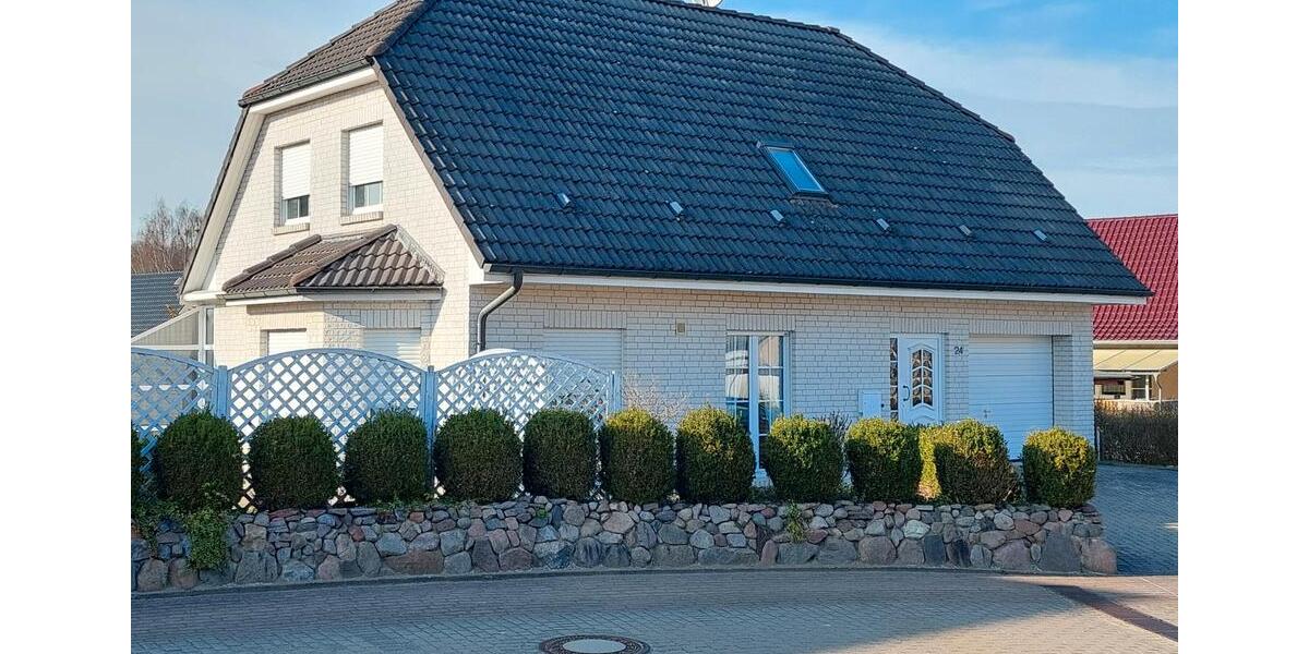 Einfamilienhaus Röbel/Müritz Müritz - 350.000&euro; | Angebot:26043704