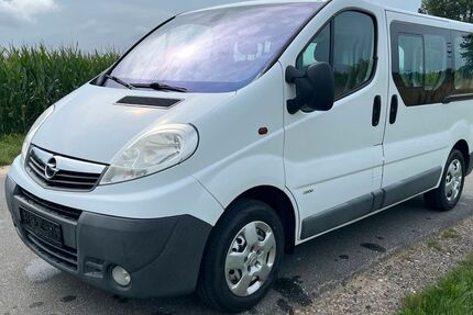 Opel Vivaro 182.500 km 10.750 &euro; Kühlungsborn 18225