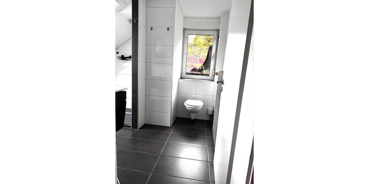 Dachgeschoßwohnung Miltenberg - 3.5 Zimmer, 78 m&sup2;, 780&euro; | Angebot:25300637