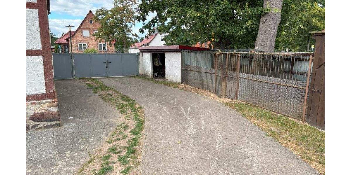 Einfamilienhaus Lenzen - 4 Zimmer, 136 m&sup2;, 128.000&euro; | Angebot:25797572