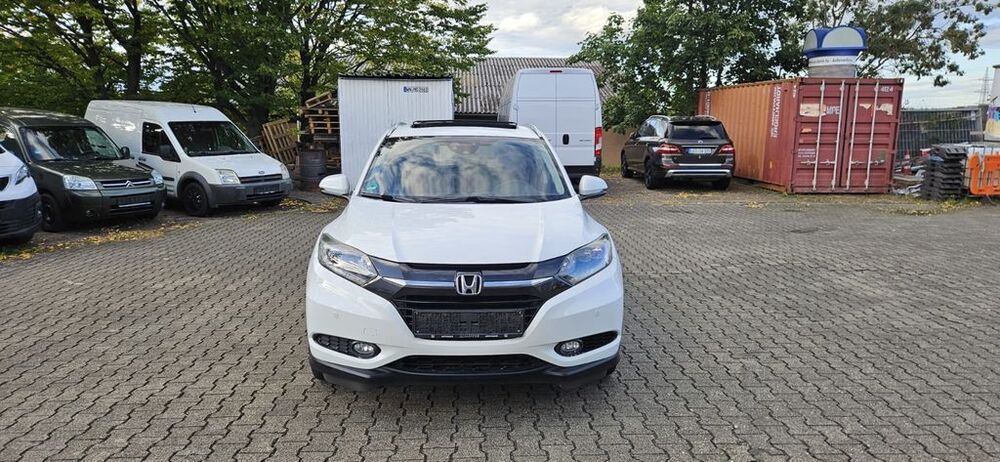 HR-V