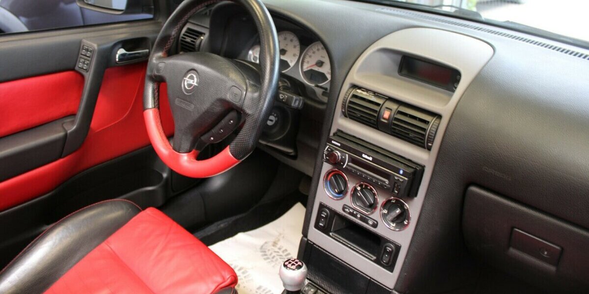 Opel Astra G 2,2i Cabrio Leder-Klima 142.400 km 3.980 &euro; Euskirchen 53881