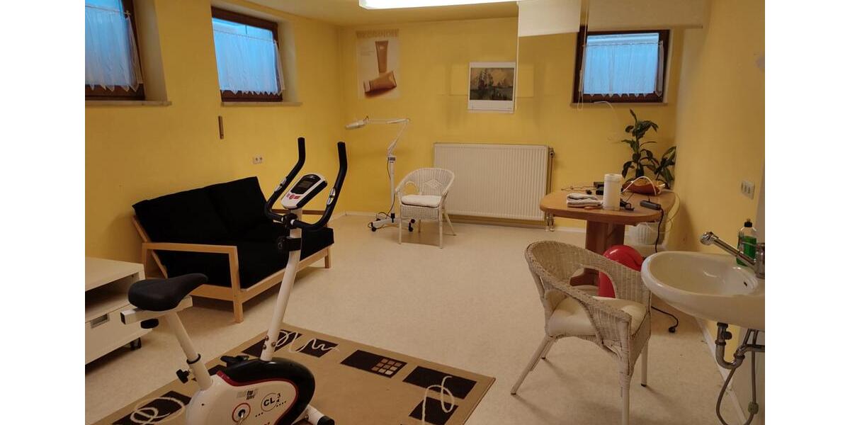 Einfamilienhaus Osterhofen - 8 Zimmer, 200 m&sup2;, 469.999&euro; | Angebot:27083523