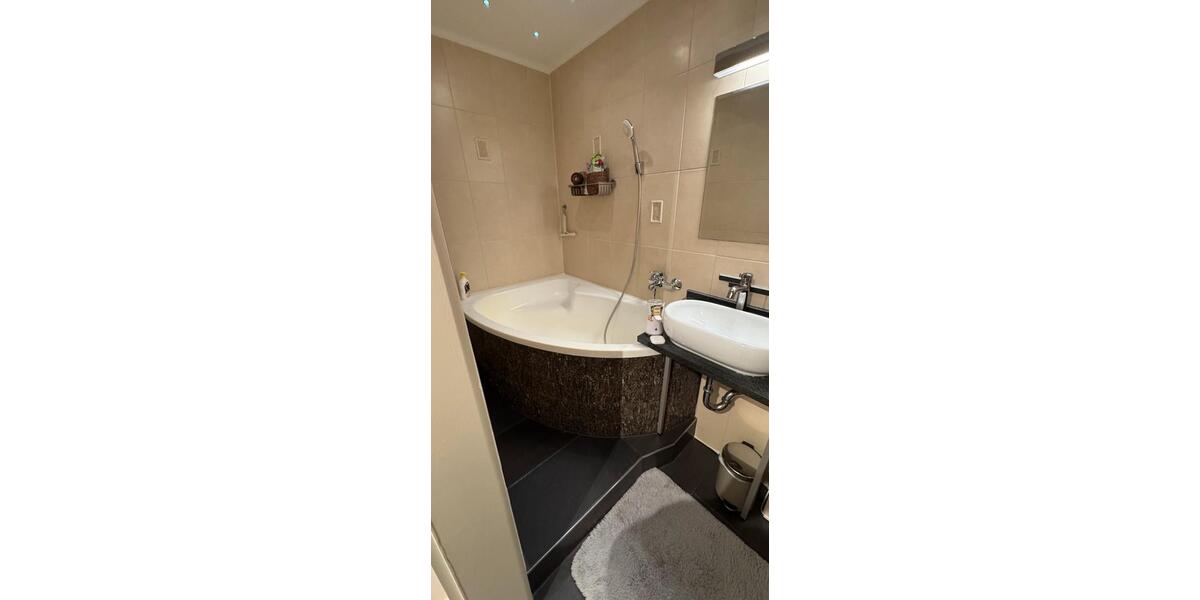 Reihenhaus Dresden Leuben - 5 Zimmer, 136 m&sup2;, 1.296&euro; | Angebot:26250231