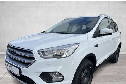 Ford Kuga 68.000 km 15.900 € Pressath 92690