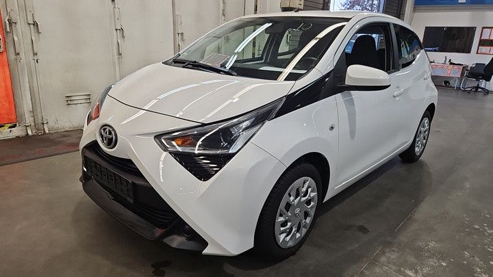 Toyota Aygo (X) 45.619 km 11.390 &euro; Bretten 75015