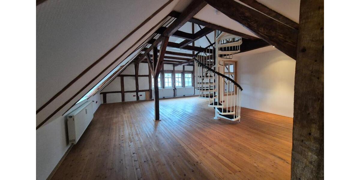 Dachgeschoßwohnung Treffurt - 2 Zimmer, 120 m&sup2;, 660&euro; | Angebot:26087134