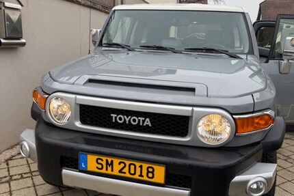 Toyota FJ 3.500 km 56.000 &euro; Kleinsteinhausen 66484