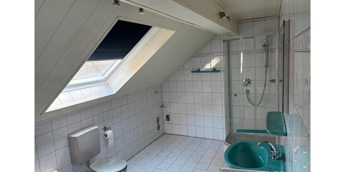 Mehrfamilienhaus, Wohnhaus Sinsheim - 8 Zimmer, 194 m&sup2;, 1.900&euro; | Angebot:25950758