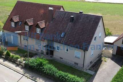 Haus Gunzenhausen - 11 Zimmer, 335 m&sup2;, 615.000&euro; | Angebot:27542112