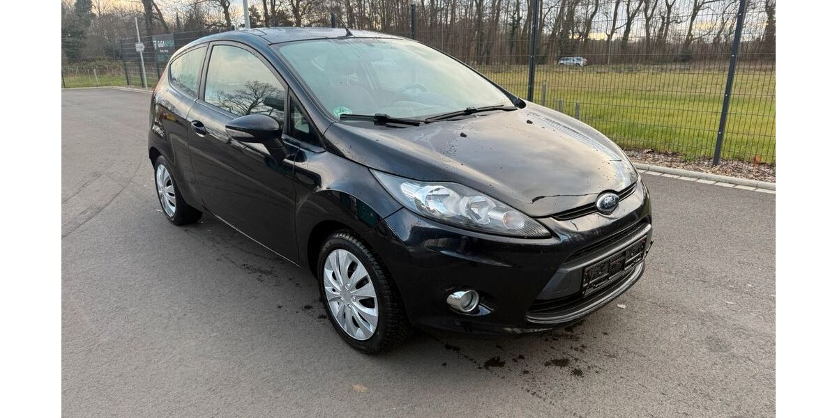 Ford Fiesta 153.720 km 3.400 &euro; Löhne 32583