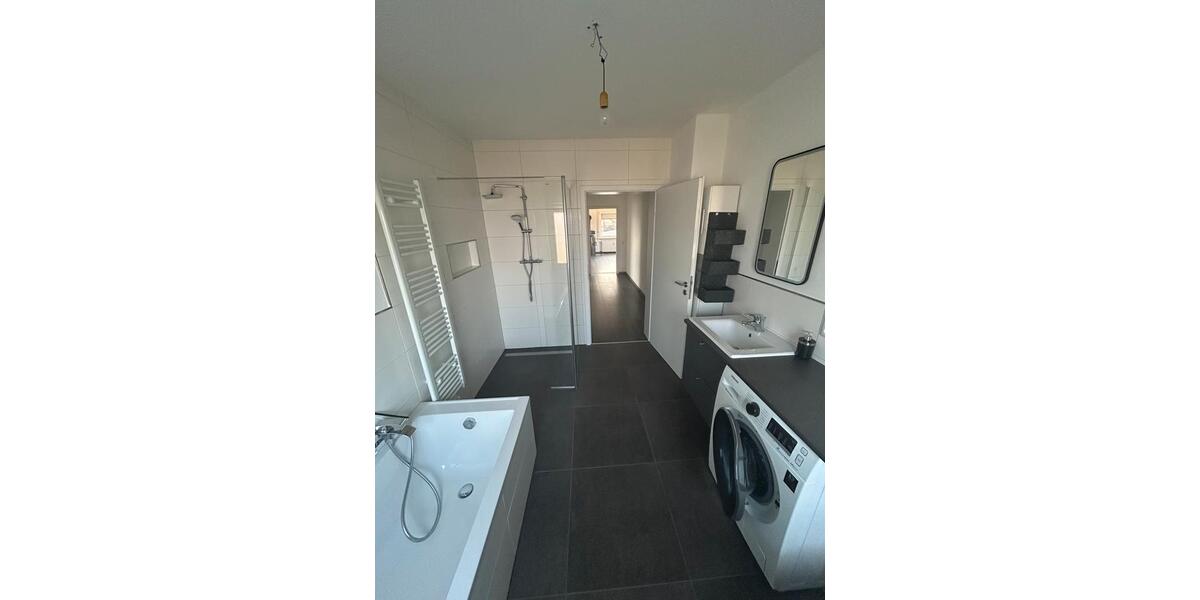 Etagenwohnung Uslar - 3 Zimmer, 100 m&sup2;, 850&euro; | Angebot:25304331