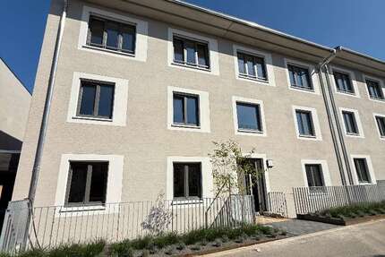 Wohnung zum Mieten in Pfinztal 1.530 € 132.65 m² 3.5 zimmer