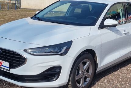 Ford Focus 34.700 km 16.399 &euro; Halle / Saale 06112