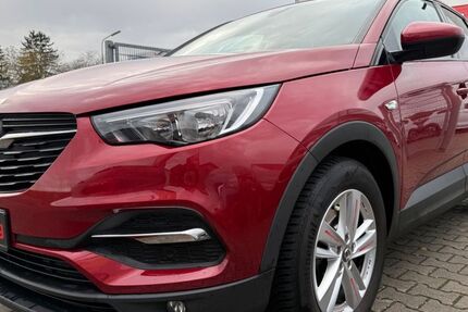 Opel Grandland (X) 95.478 km 11.850 &euro; Speyer 67346