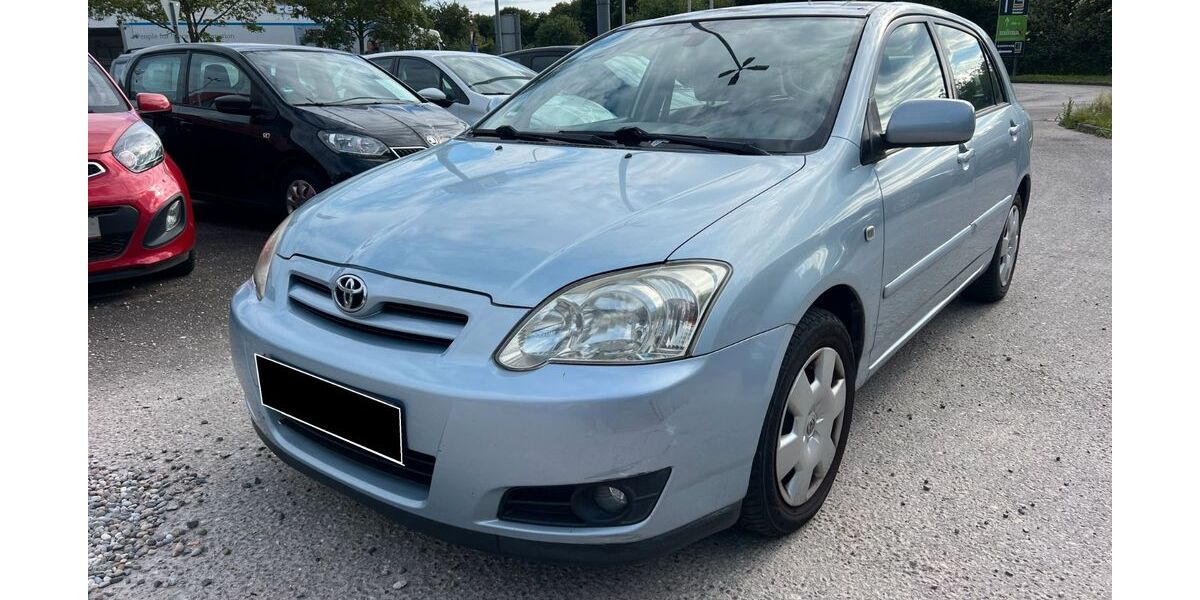 Toyota Corolla 110.000 km 2.950 &euro; Freiburg im Breisgau 79108