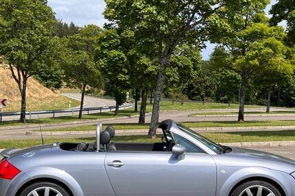 Audi TT 103.000 km 16.900 &euro; Stegen 79252