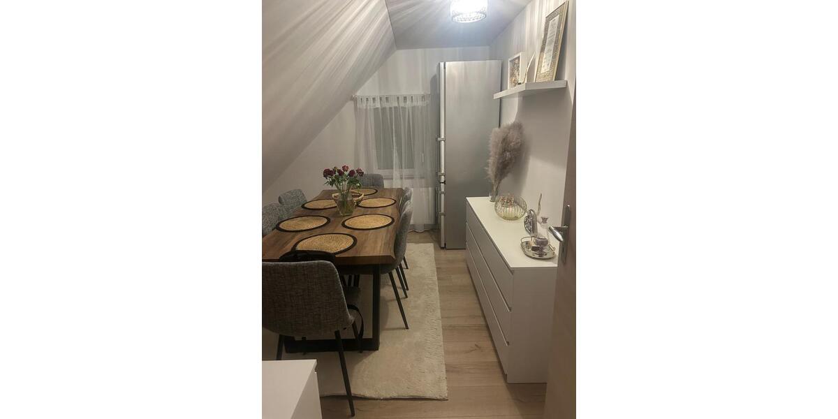 Dachgeschoßwohnung Treuchtlingen - 3 Zimmer, 70 m&sup2;, 640&euro; | Angebot:26285818