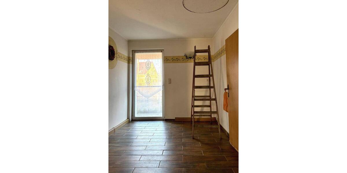 Einfamilienhaus Hähnichen - 4 Zimmer, 110 m&sup2;, 119.000&euro; | Angebot:25909355