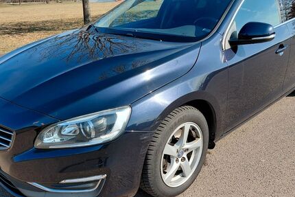 Volvo V60 233.000 km 11.000 &euro; Großräschen 01983