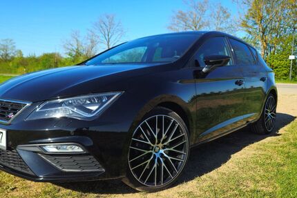 Seat Leon 84.120 km 16.990 &euro; Neubiberg 85579