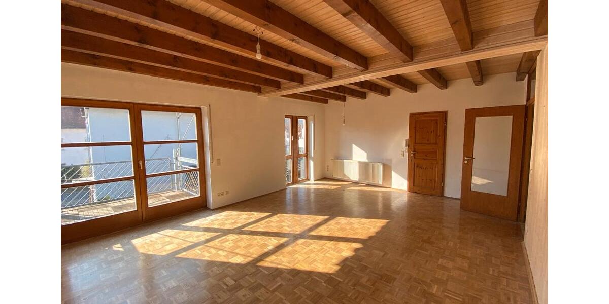 Einfamilienhaus Idstein - 3 Zimmer, 130 m&sup2;, 1.300&euro; | Angebot:26115613