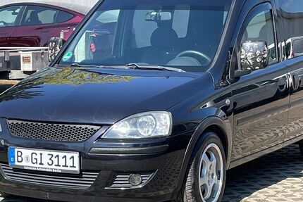 Opel Combo 230.000 km 2.499 &euro; Berlin 13088