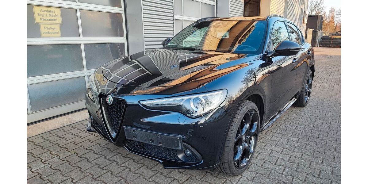 Alfa Romeo Stelvio 106.280 km 33.990 &euro; Cottbus 03050