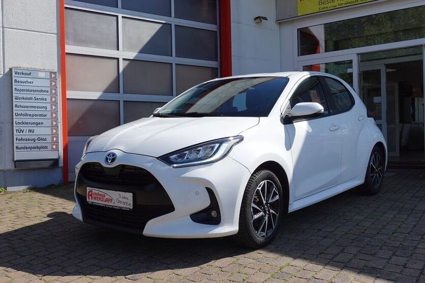 Yaris