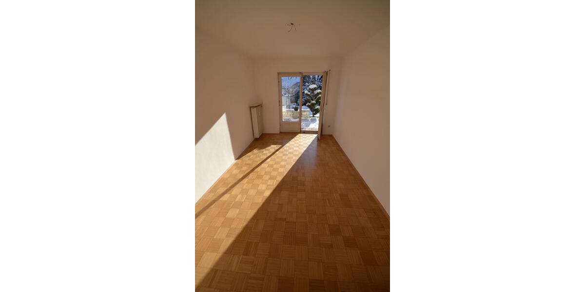 Erdgeschoßwohnung Eichenau - 4 Zimmer, 110 m&sup2;, 1.600&euro; | Angebot:24676685