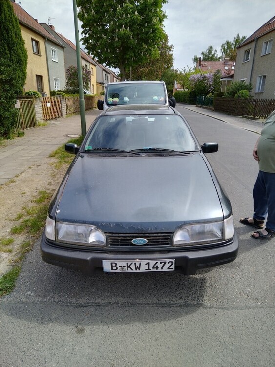 Ford Siera 96.000 km 2.000 € Berlin 10178