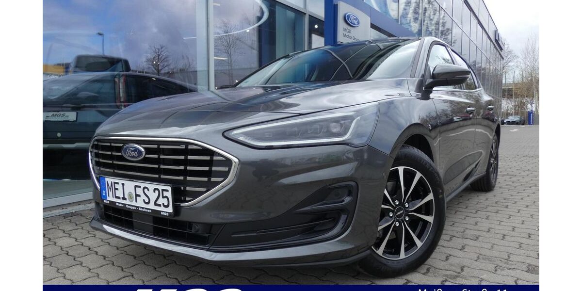 Ford Focus 4.900 km 29.990 &euro; Radebeul 01445