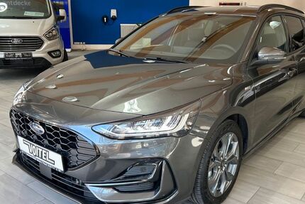 Ford Focus 25.000 km 19.990 &euro; Plauen 08525