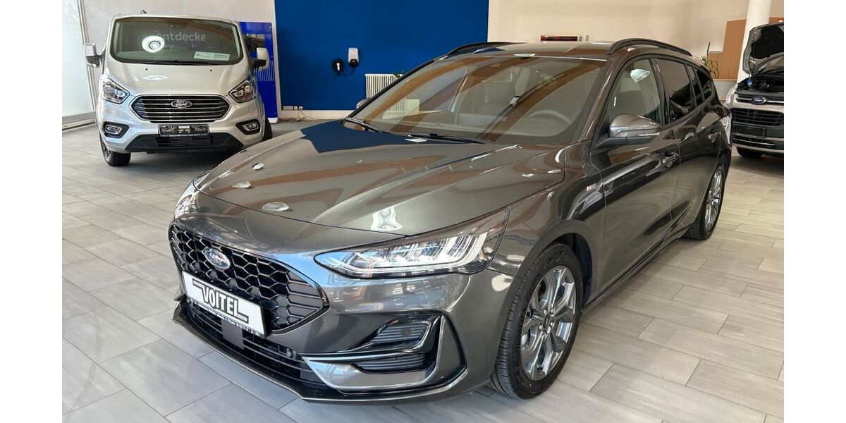 Ford Focus 25.000 km 19.990 &euro; Plauen 08525