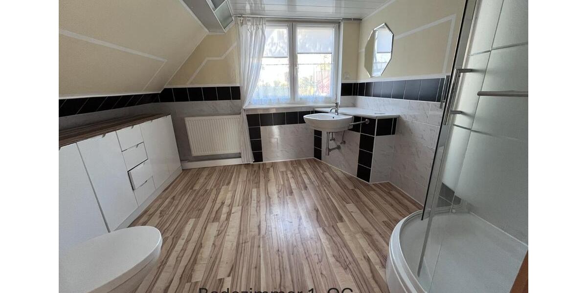 Einfamilienhaus Bergneustadt - 4.5 Zimmer, 130 m&sup2;, 245.000&euro; | Angebot:26415030