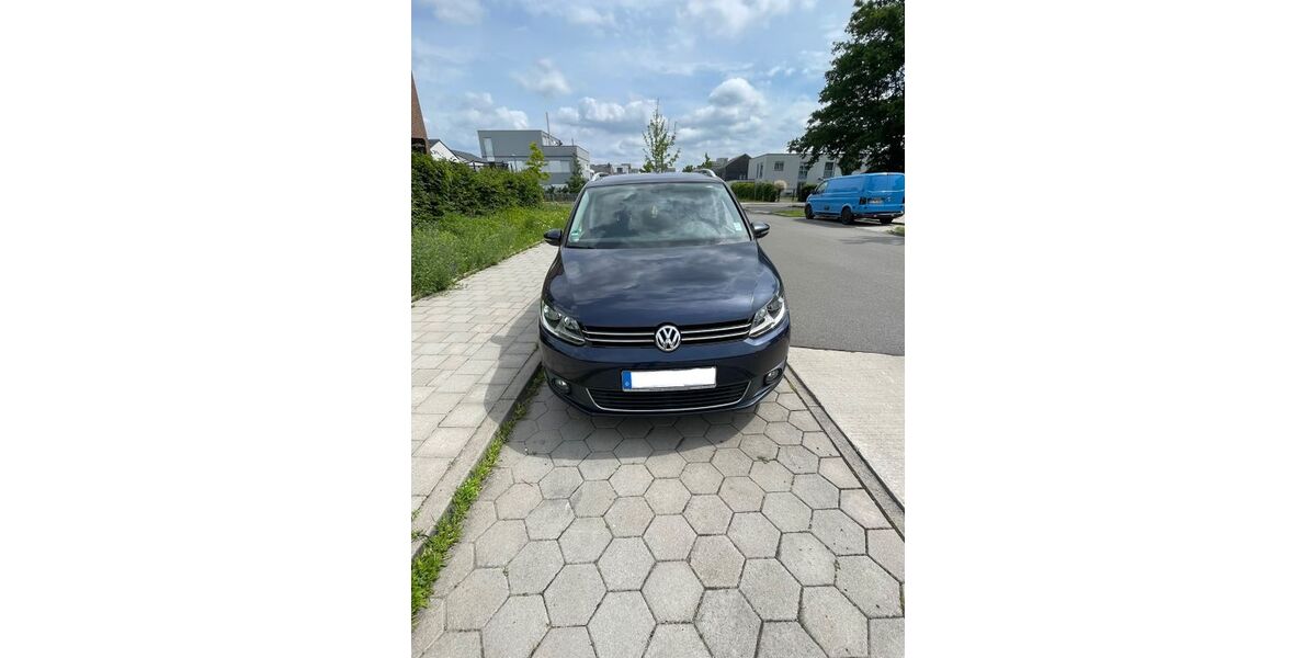 VW Touran 195.000 km 7.300 &euro; Hamburg 21147