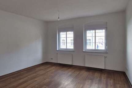 Wohnung zum Mieten in Gera 541,22 € 94.95 m² 4 zimmer