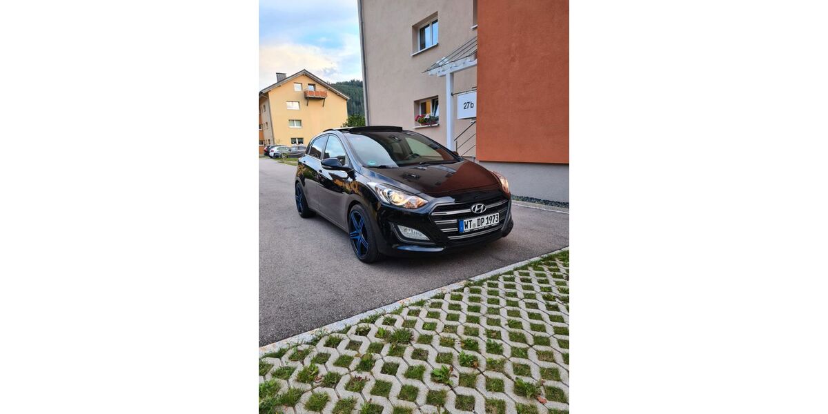 Hyundai i30 165.000 km 7.999 &euro; Sankt Blasien 79837