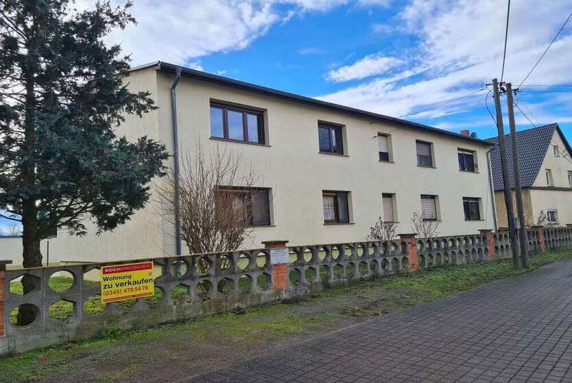 Wohnung zum Kaufen in Landsberg-Zöberitz 149.000 € 73 m²