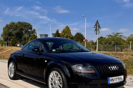 Audi TT 118.750 km 11.000 € Wolfsburg 38446