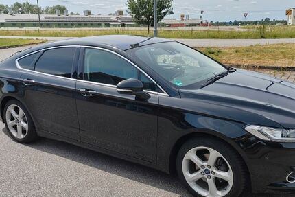 Ford Mondeo 172.000 km 10.000 &euro; Pfatter 93102