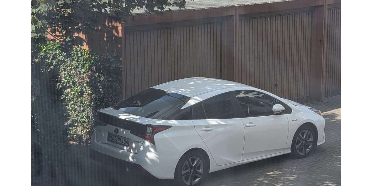 Toyota Prius 129.100 km 15.999 &euro; Schwarzenbek 21493