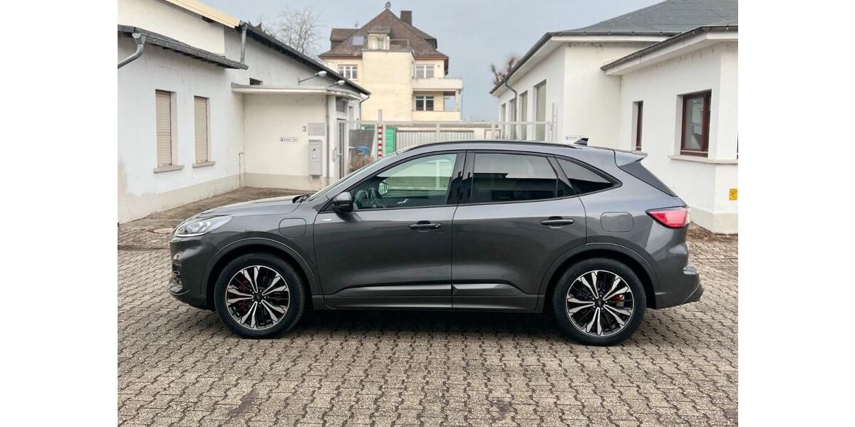 Ford Kuga 57.500 km 22.690 &euro; Limburg an der Lahn 65551