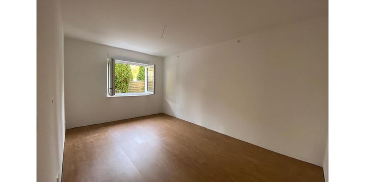 Erdgeschoßwohnung Fredersdorf-Vogelsdorf Vogelsdorf - 4.5 Zimmer, 133 m&sup2;, 1.900&euro; | Angebot:26090768